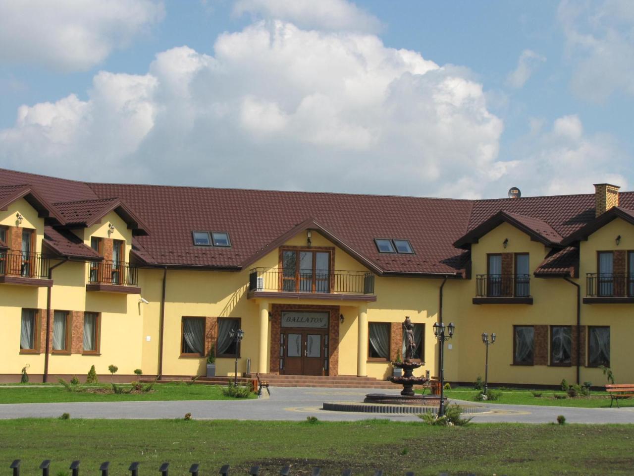 Motel Motel-restauracja Ballaton 3*